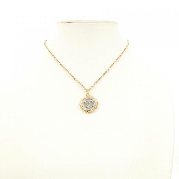 CHANEL Authentic Gold Necklace - Picture 6 of 6